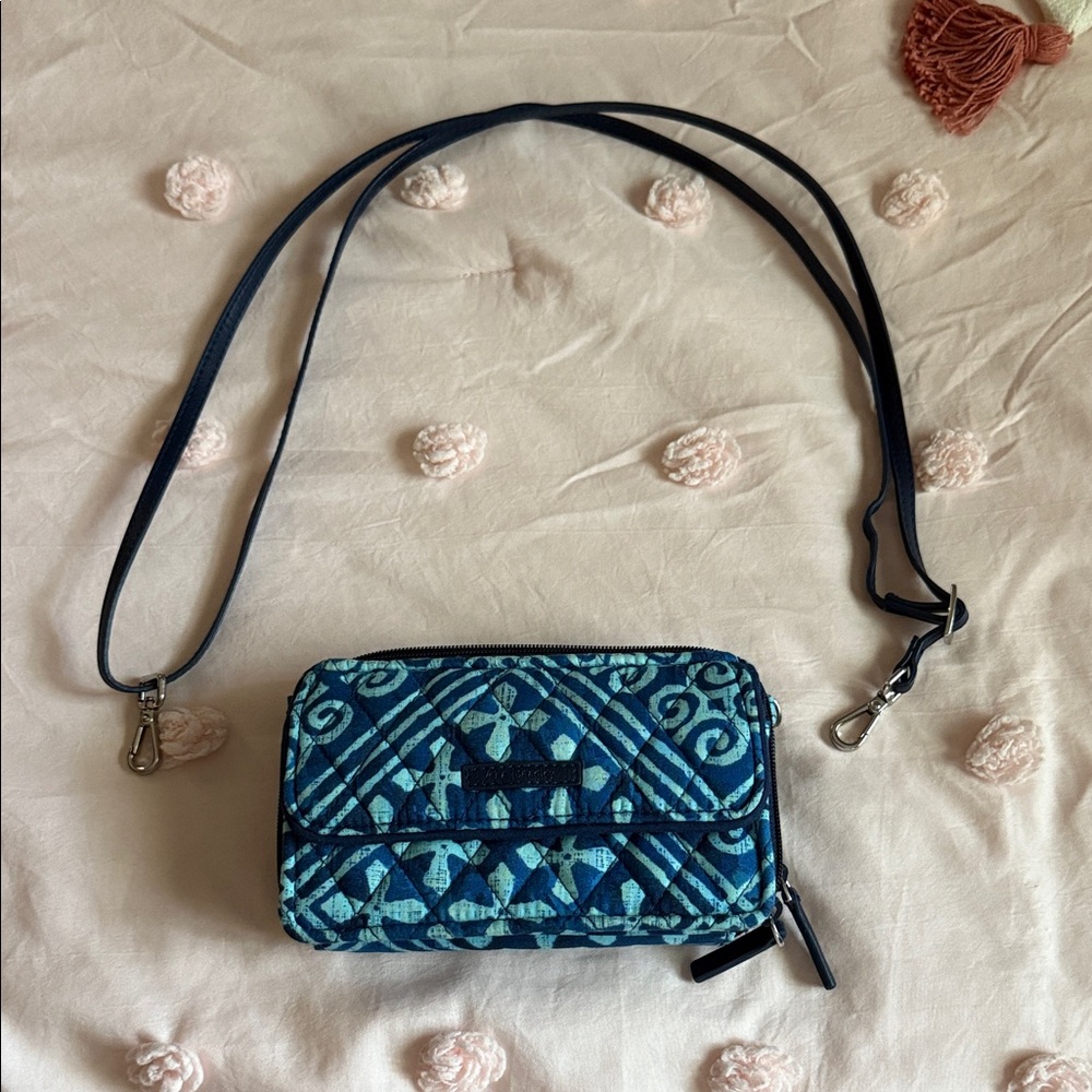 Vera Bradley Wallet/Wrislet/Crossbody